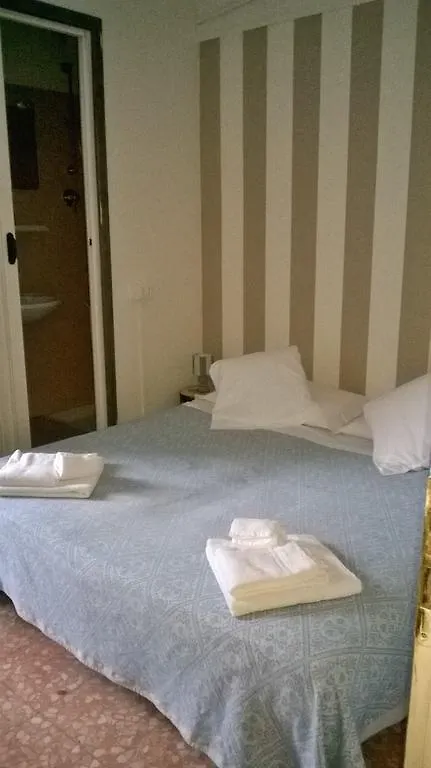 Bed Il Faro Bed and Breakfast Finale Ligure Italien